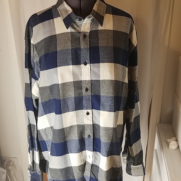 UNTUCKit Other - UNTUCKit mens flannel button down shirt size XXL.
